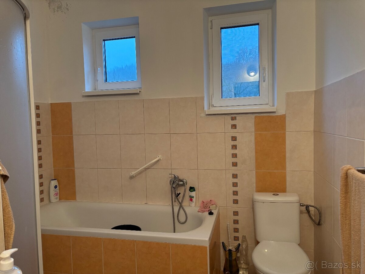 Rodinný dom na predaj v krásnej lokalite, Trenčín, KUBRICA - 13