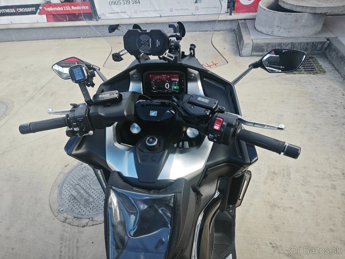 Honda Forza 750 - 13