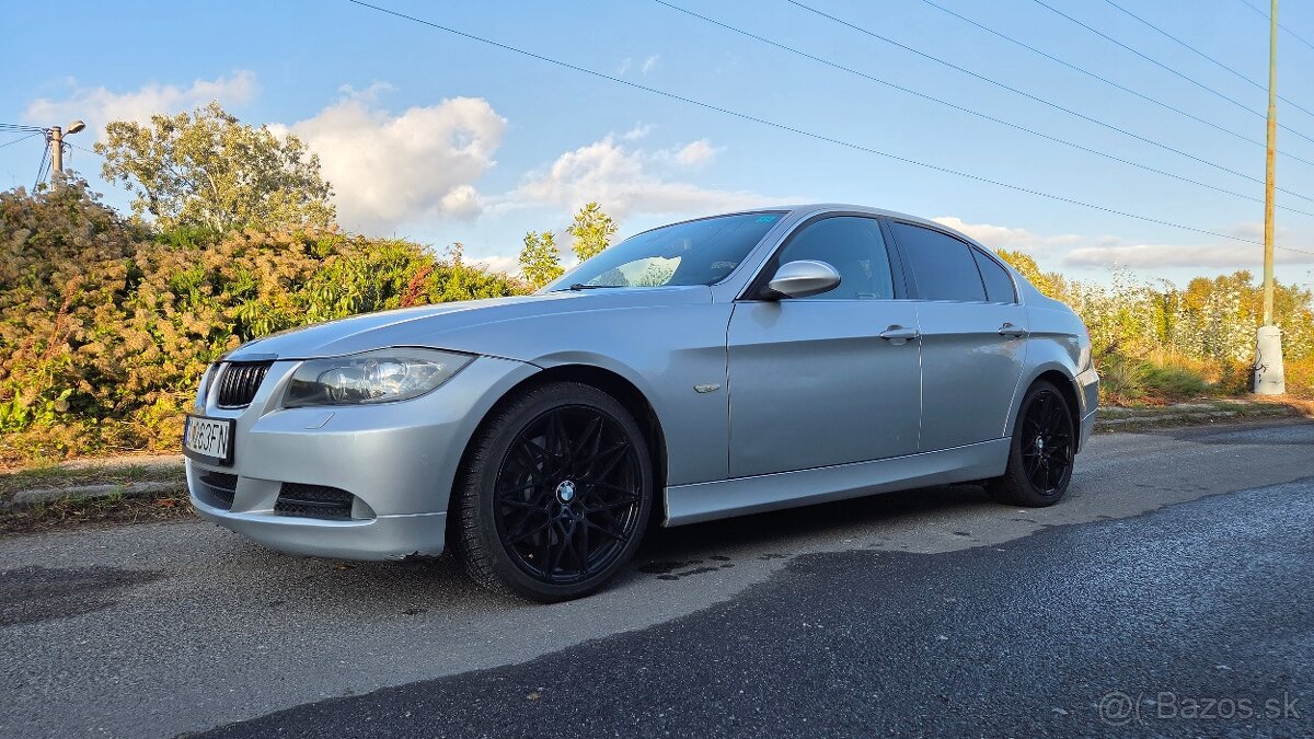 BMW e90 330d Automat - 13