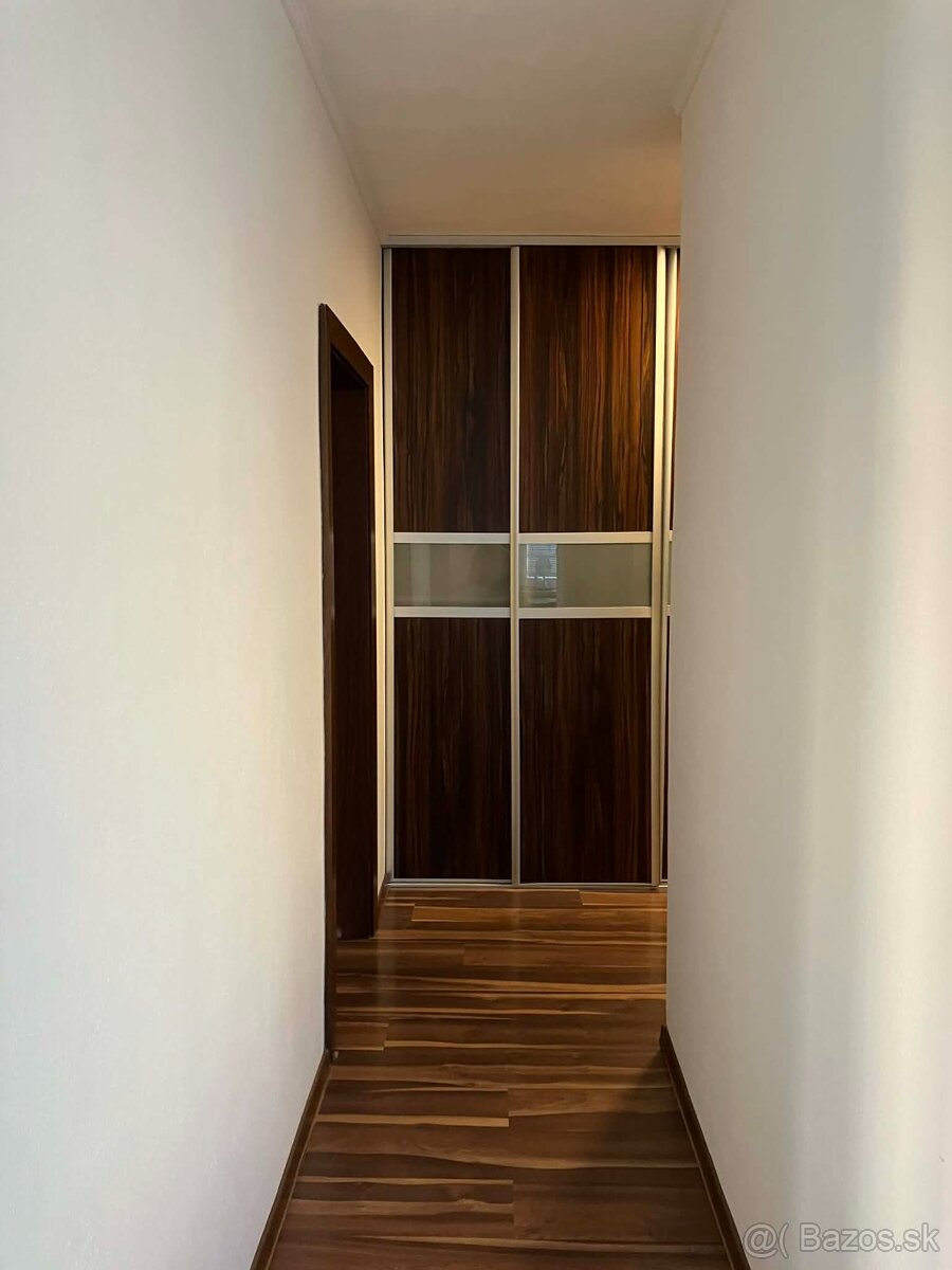 Prenajmem byt v Kežmarku - 13