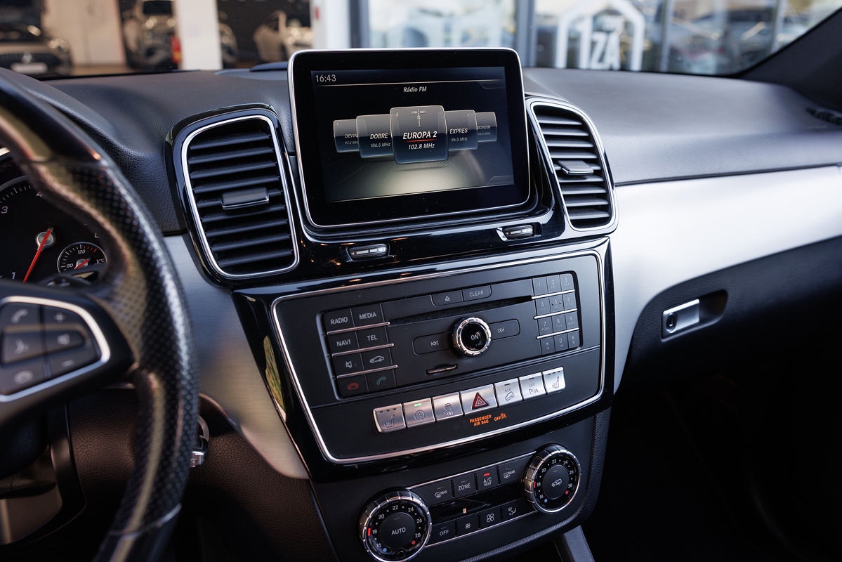 Mercedes-Benz GLE 350d 4Matic - 13
