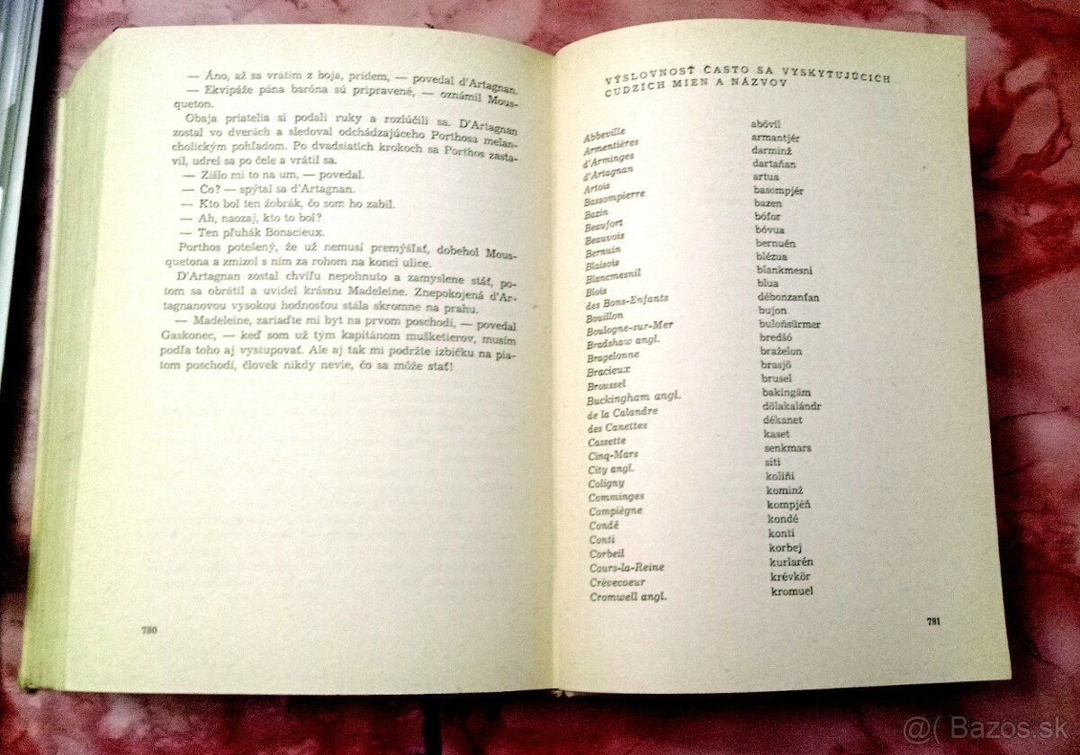 Retro - 2x Traja mušketieri, Juh proti Severu a Scarlett - 13