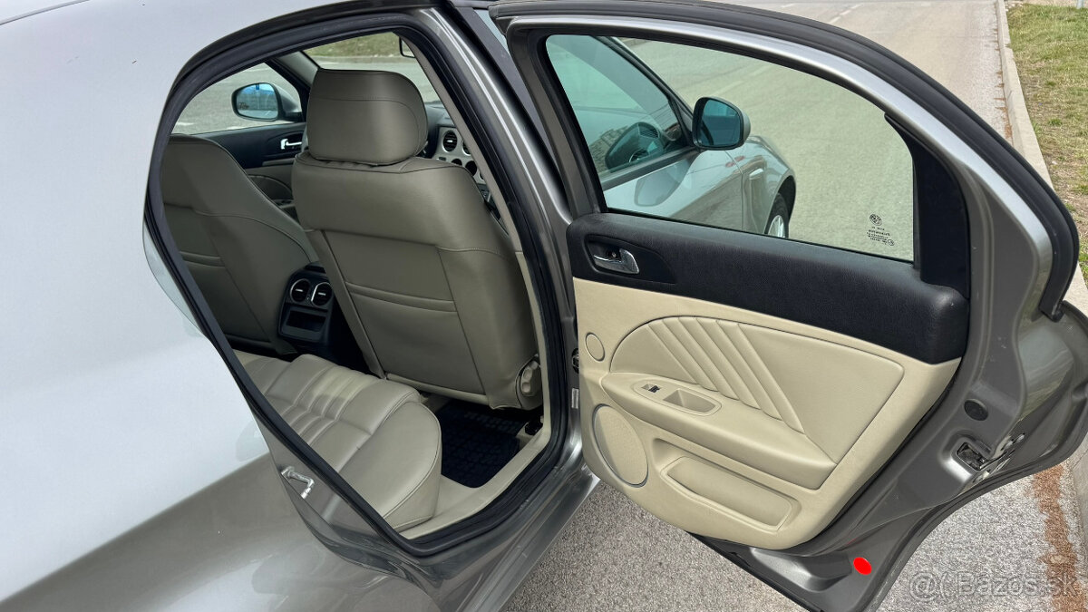 Alfa Romeo 159 1.9 JTD Medium - 13