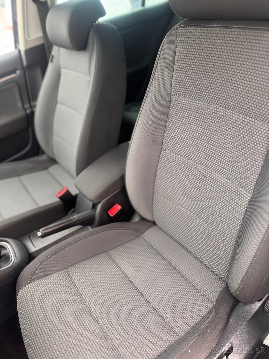 VOLKSWAGEN GOLF VI VARIANT 1.6TDI 77KW 4motion - 13