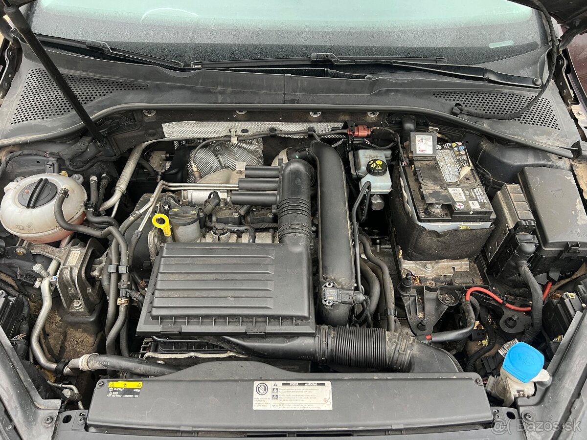vw golf 7,5 1.4 tsi 92kw DSG po nehode - 13