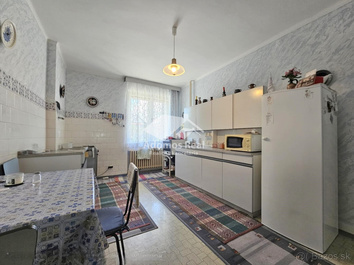 5-IZBOVÝ RODINNÝ DOM MICHALOVCE - 13