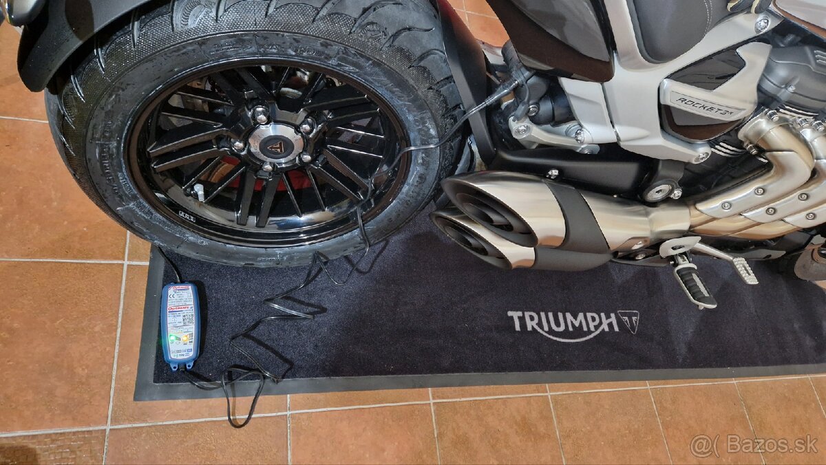 Triumph Rocket 3R Chrome Edition - 13