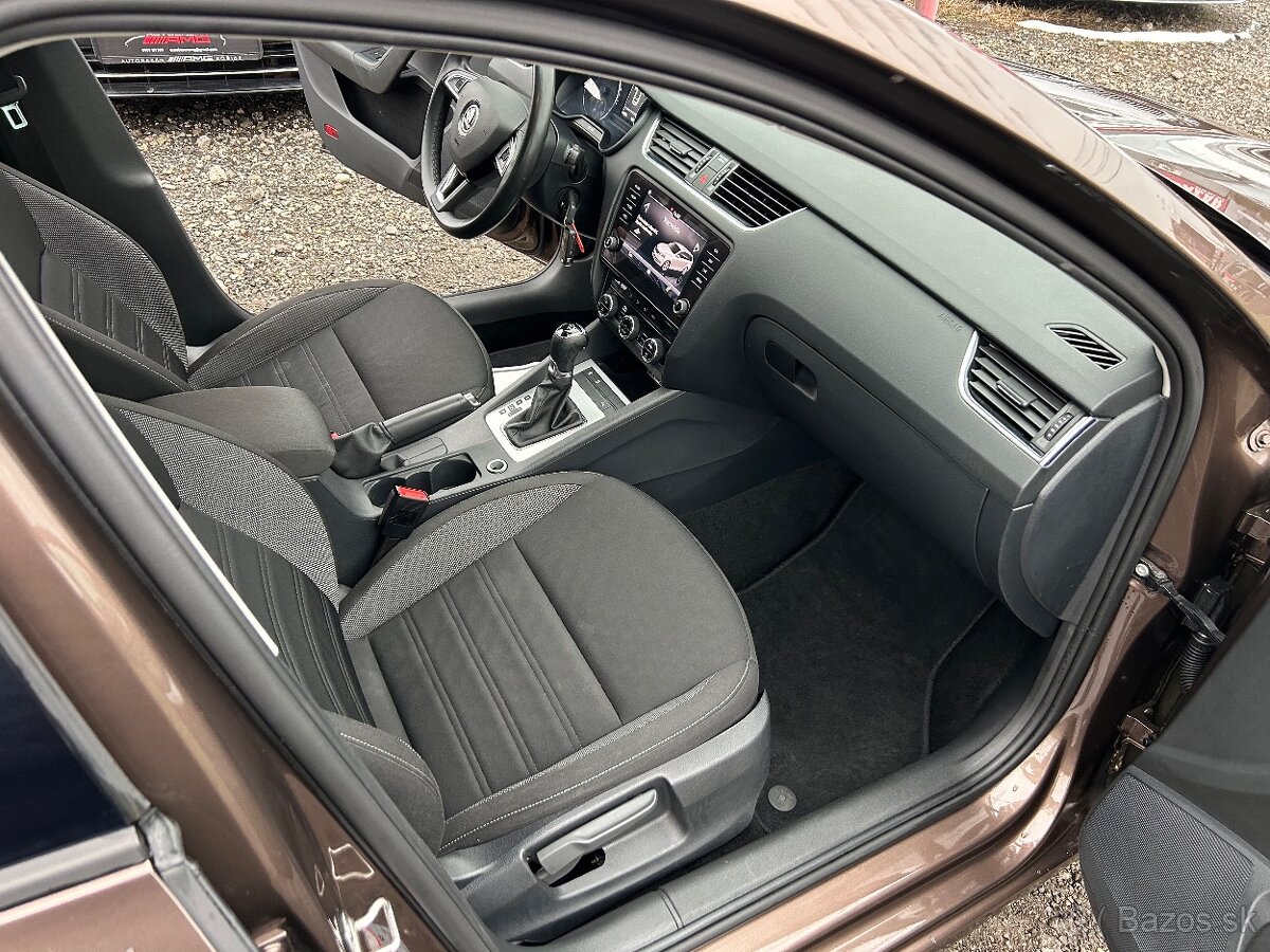 Škoda Octavia Combi 1.6 TDI 115k Active - 13
