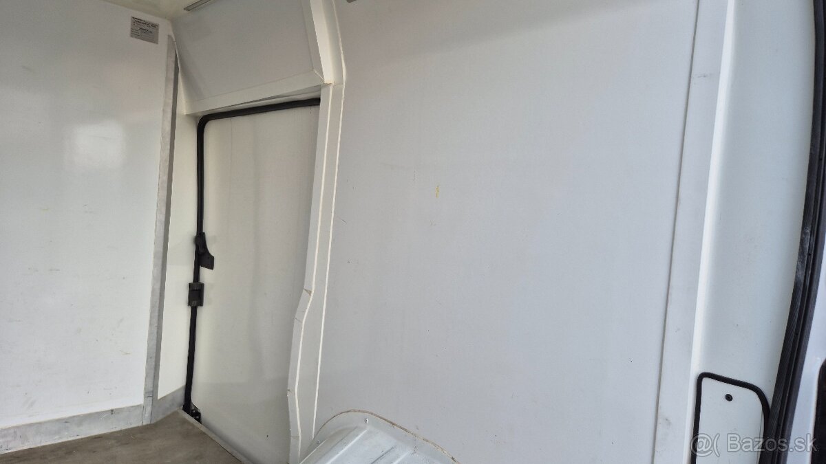 Fiat Ducato 2.3 MultiJet 150k E6 izoterma 110kW - 13