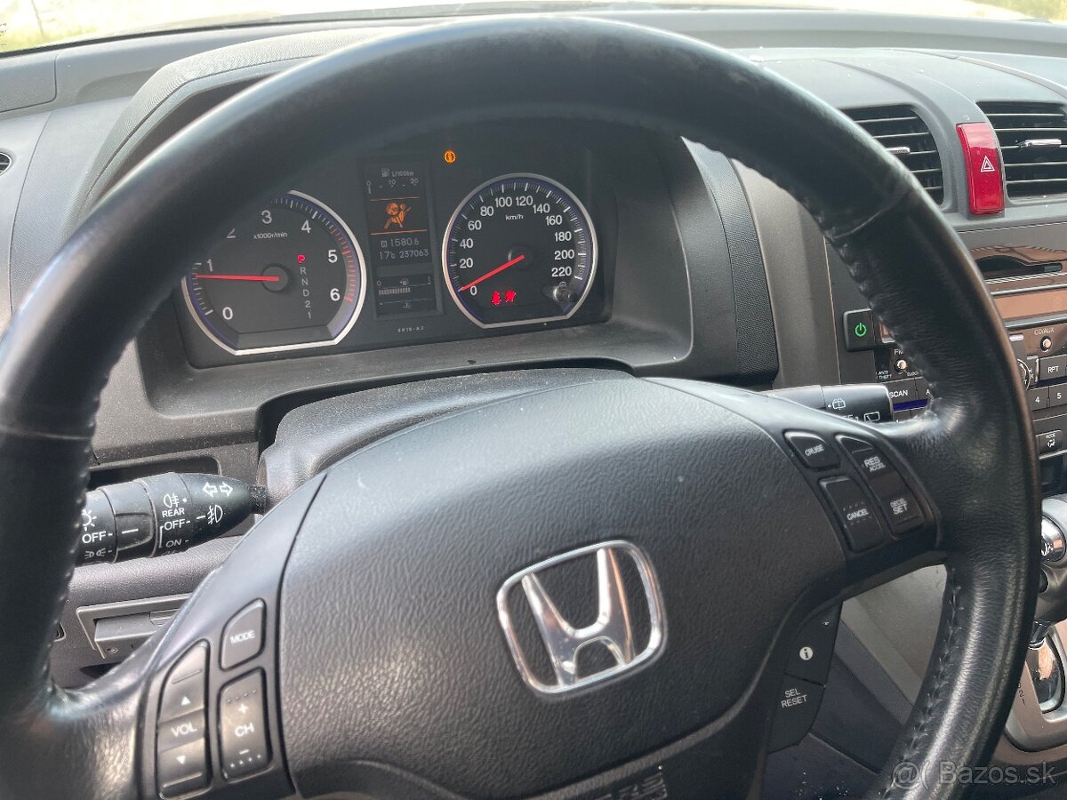 Honda CR-V 2,2 i-DTEC r.v. 2012 AUTOMAT - 13