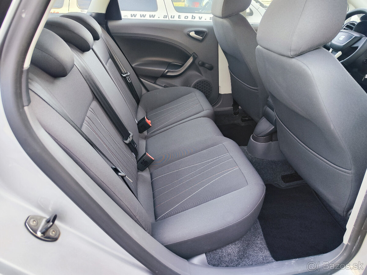 Seat Ibiza 1.4i 16V Reference - 13