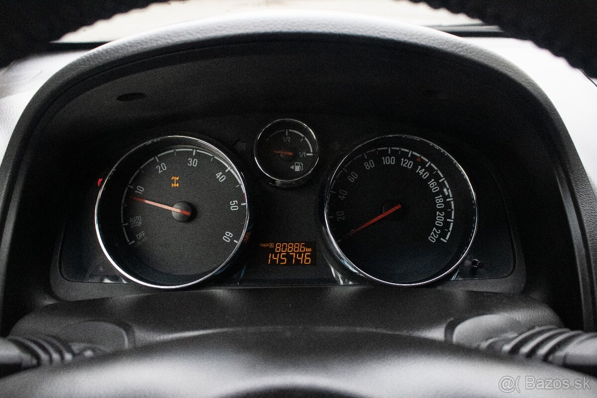 Opel Antara 2.2 CDTI, 135kW (2014) - 13