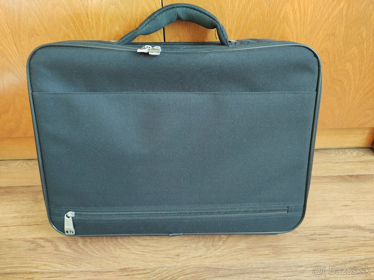 {22} Tašky na notebook - 13