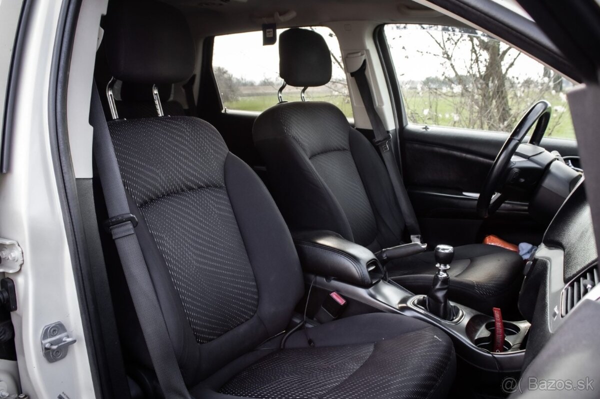 Fiat Freemont 2.0 16V MultiJet - 13