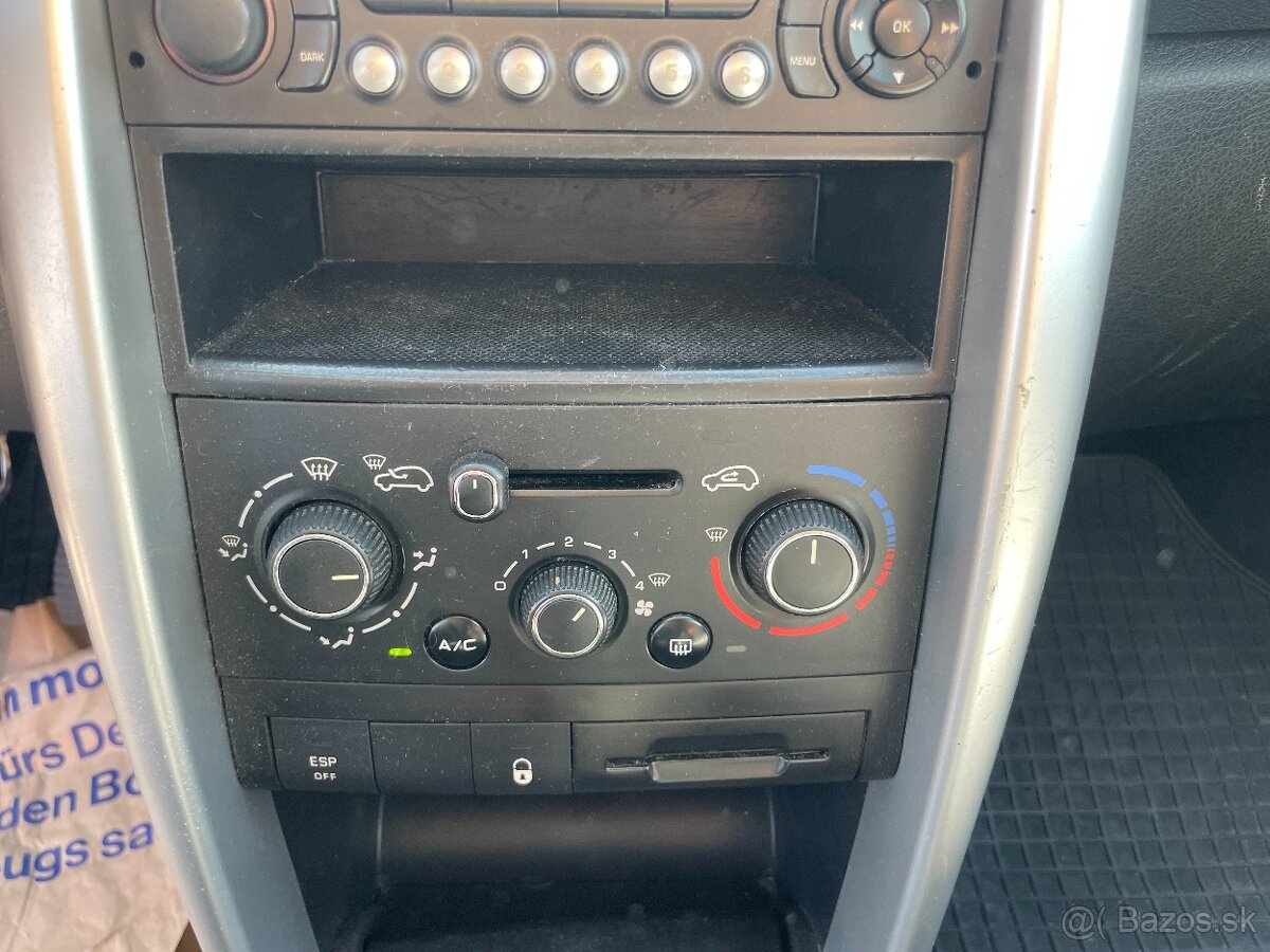 PEUGEOT 207 1,4i 54kw Klima ESP 2012 - 13