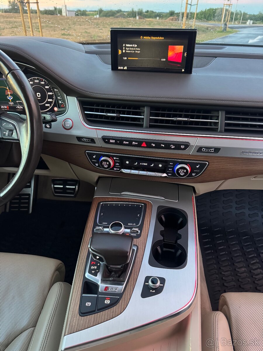 Audi SQ7 - 13