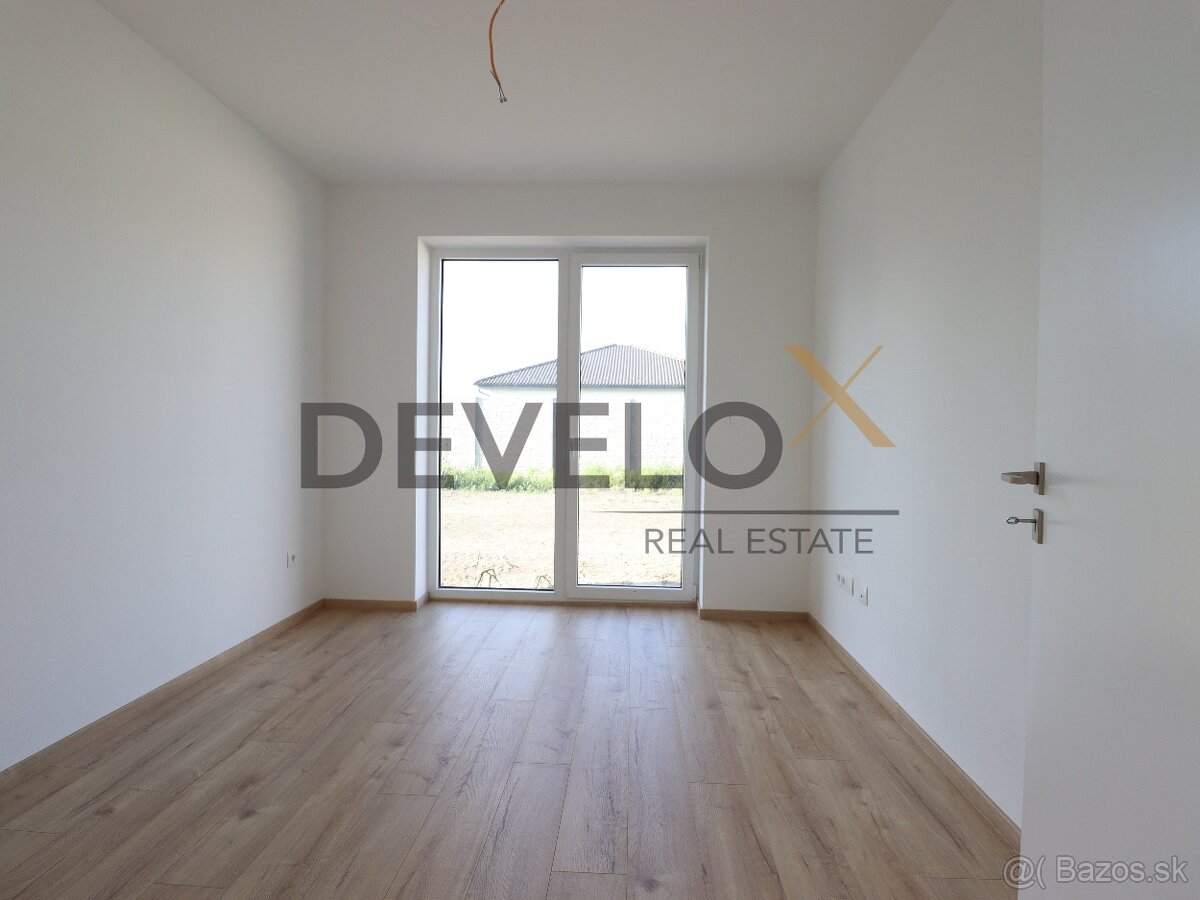 Na predaj moderné novostavby 4-izb RD v obci Malé Leváre - 13