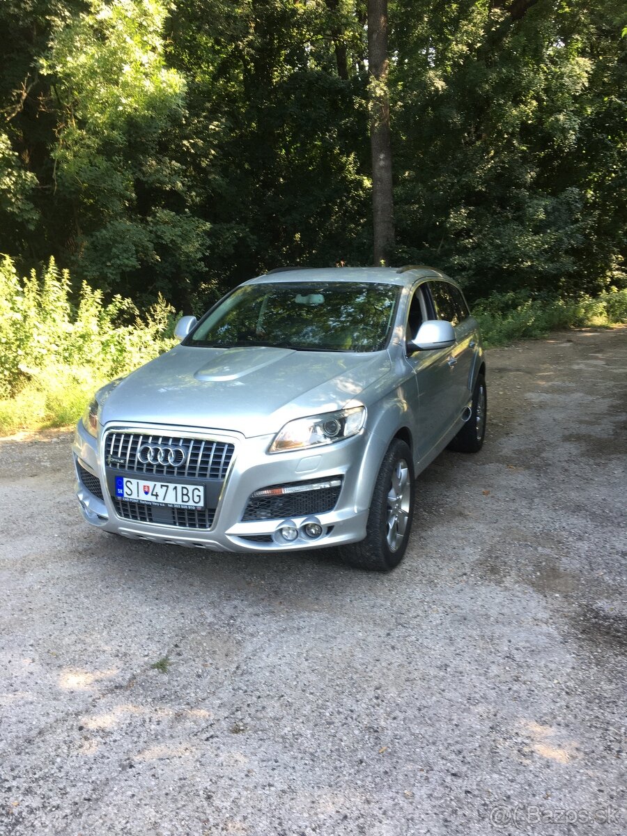 Predám Audi Q7 4,2TDI 240 KW - 13