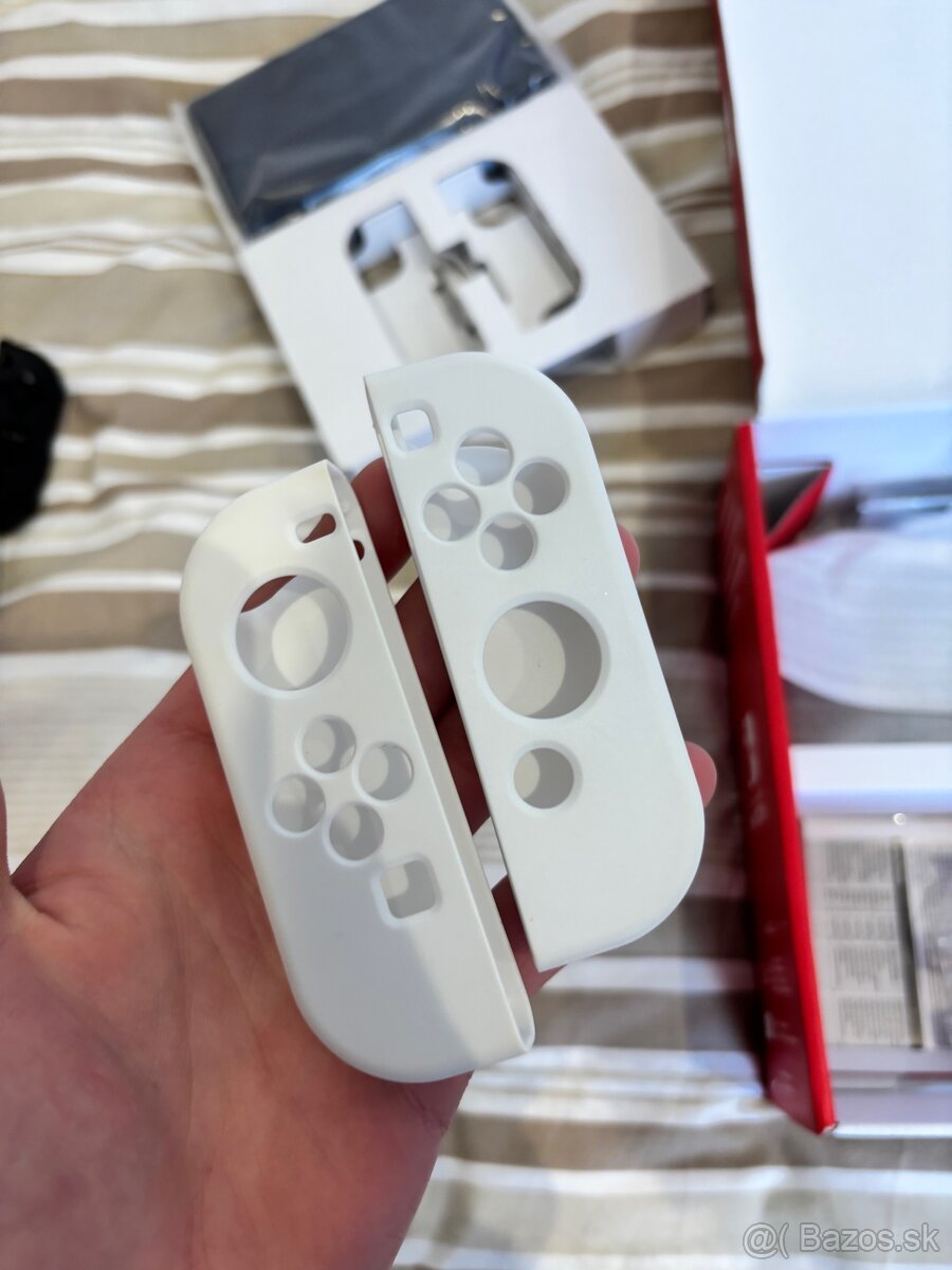 NINTENDO OLED + HRY + PRO OVLADAC - 13