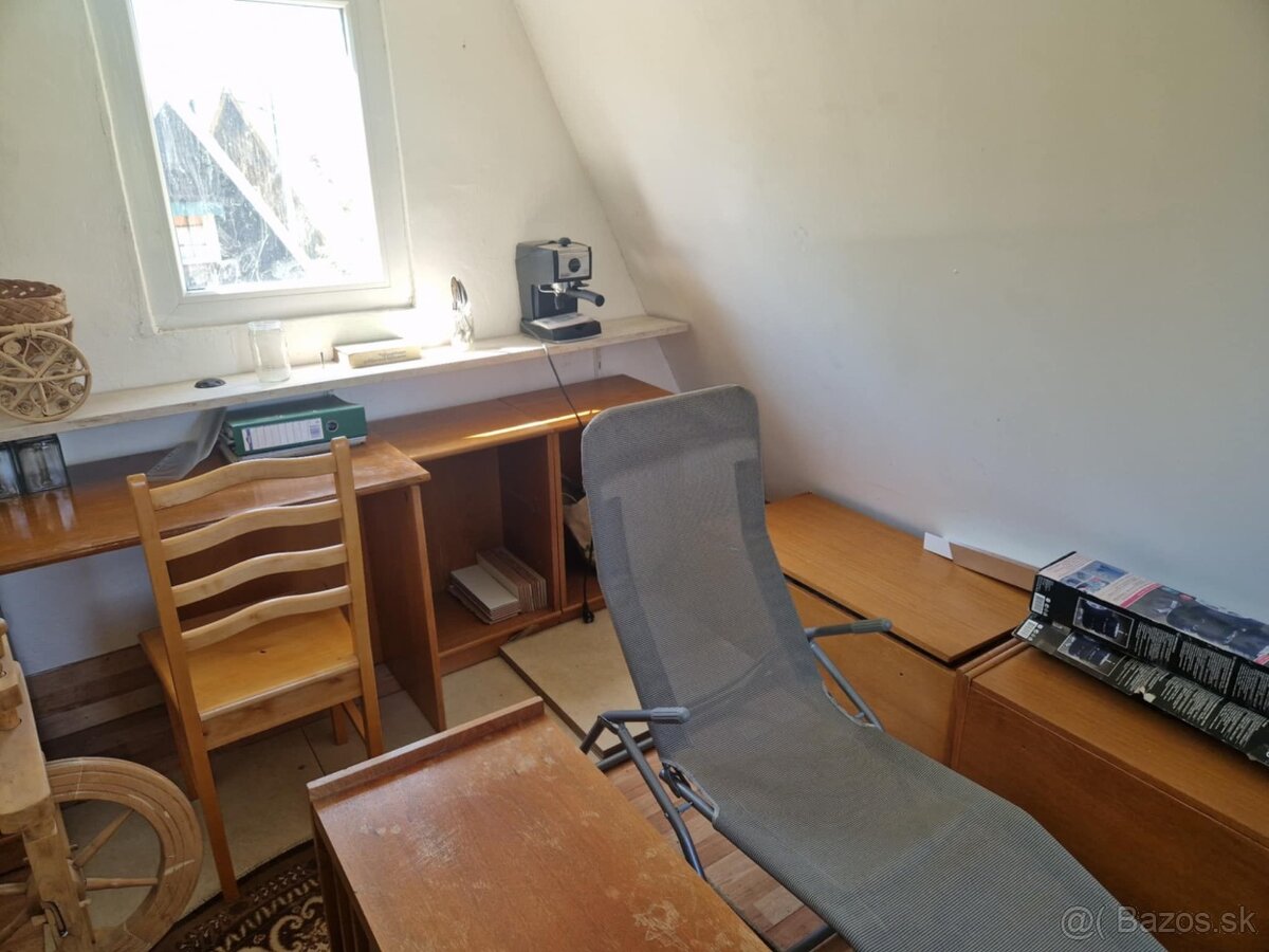 Na predaj murovanú chatu so záhradou v meste Prievidza. - 13