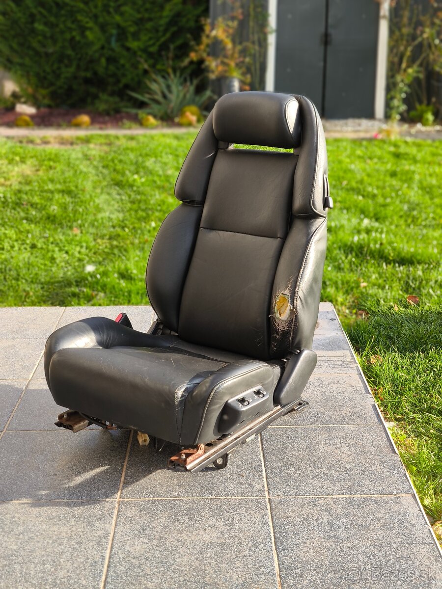 sedačky Nissan 300ZX z32 - 13