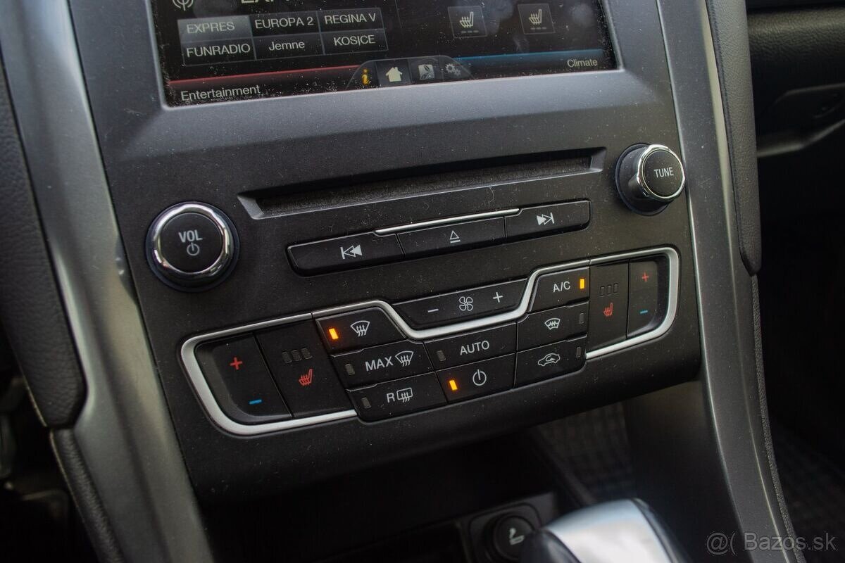 Ford Mondeo 2.0 Hybrid Titanium ODPOČET DPH - 13