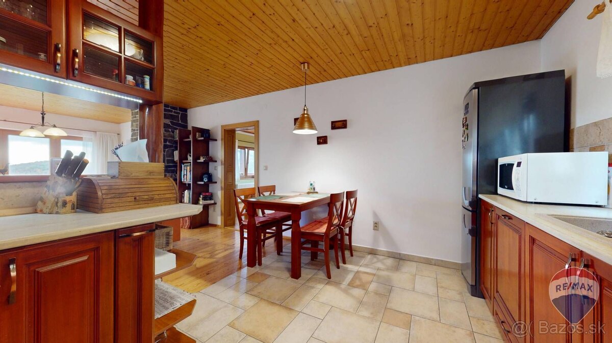Na predaj charizmatický RD, ktorý ponúka pokojné bývanie v l - 13