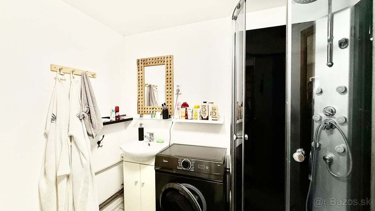 MAĎARSKO - MÉRA PEKNÝ GAZDOVSKÝ RD PO REKONŠTRUKCII. - 13