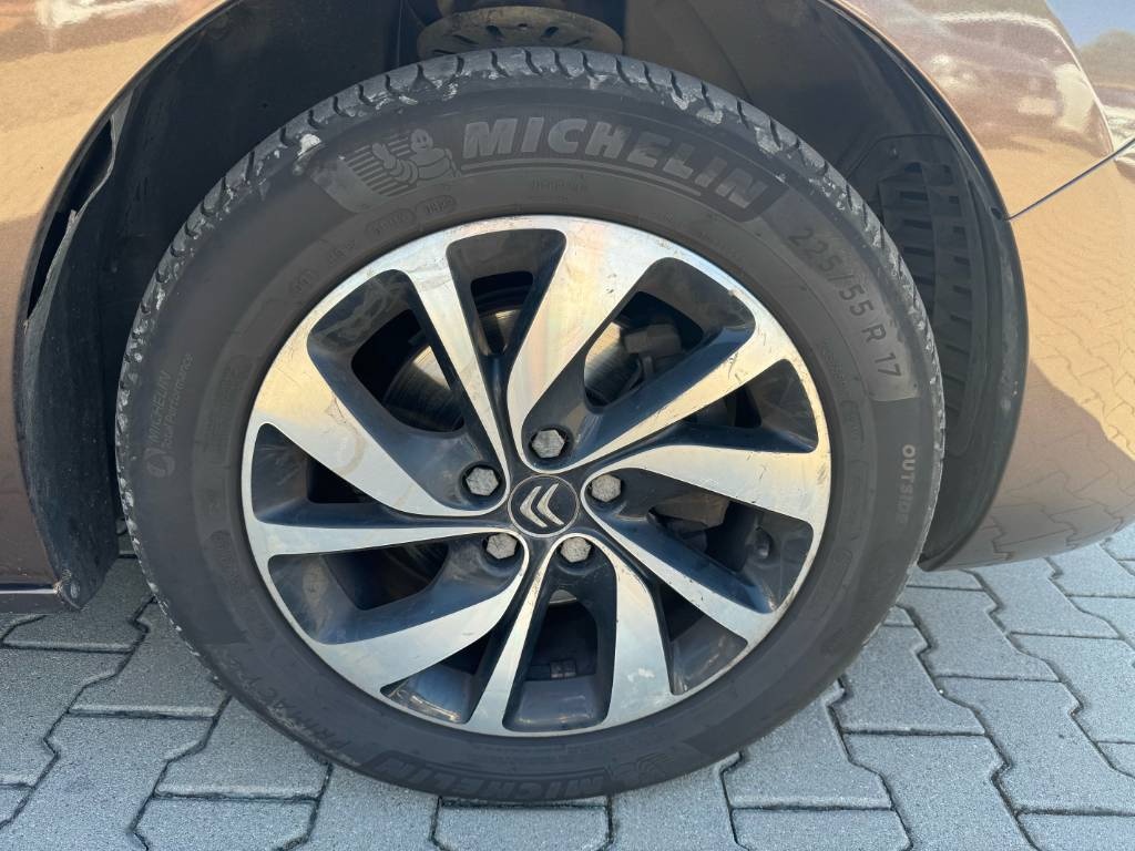 Prenájom Citroën Jumpy SpaceTourer - 13