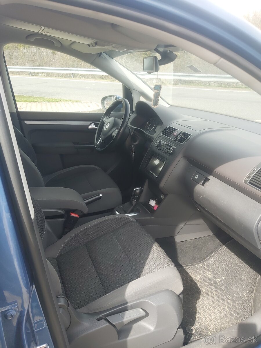 Volkswagen touran - 13