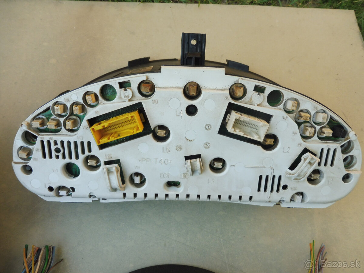 Peugeot 206 rozne diely časti komponenty - 13