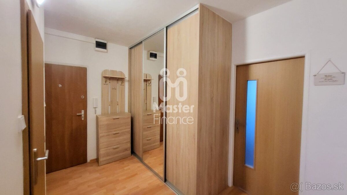 PREDAJ KRÁSNEHO 3 -IZBOVÉHO BYTU - 13