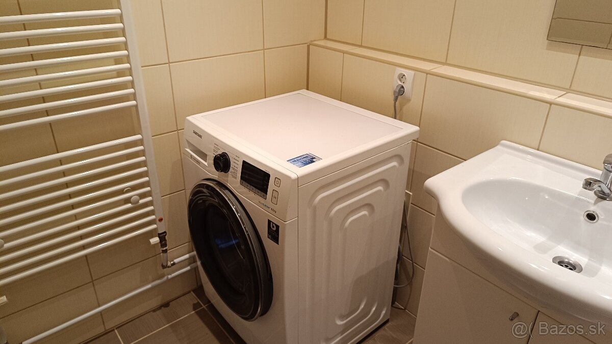 Prenájom slnečného 3-izbového bytu v NMnV - Hájovky - 72 m² - 13