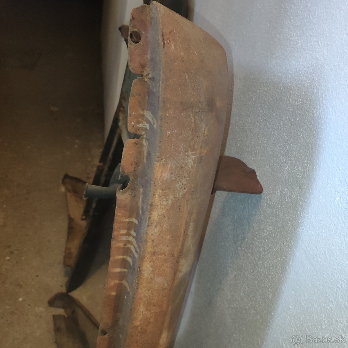 Predný pravý blatník škoda 100 - 13