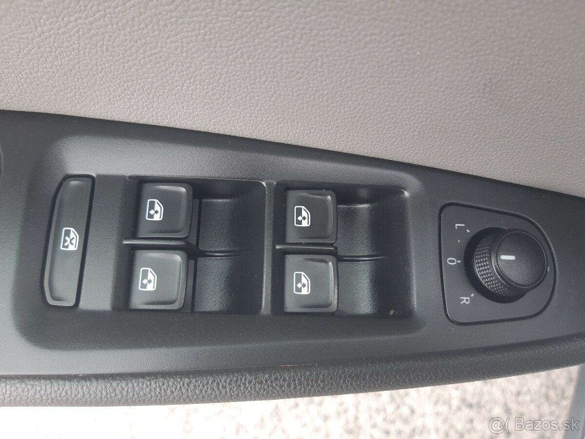 SEAT LEON 2.0 Tdi XPERIENCE 4x4 r.v 2016 - 13