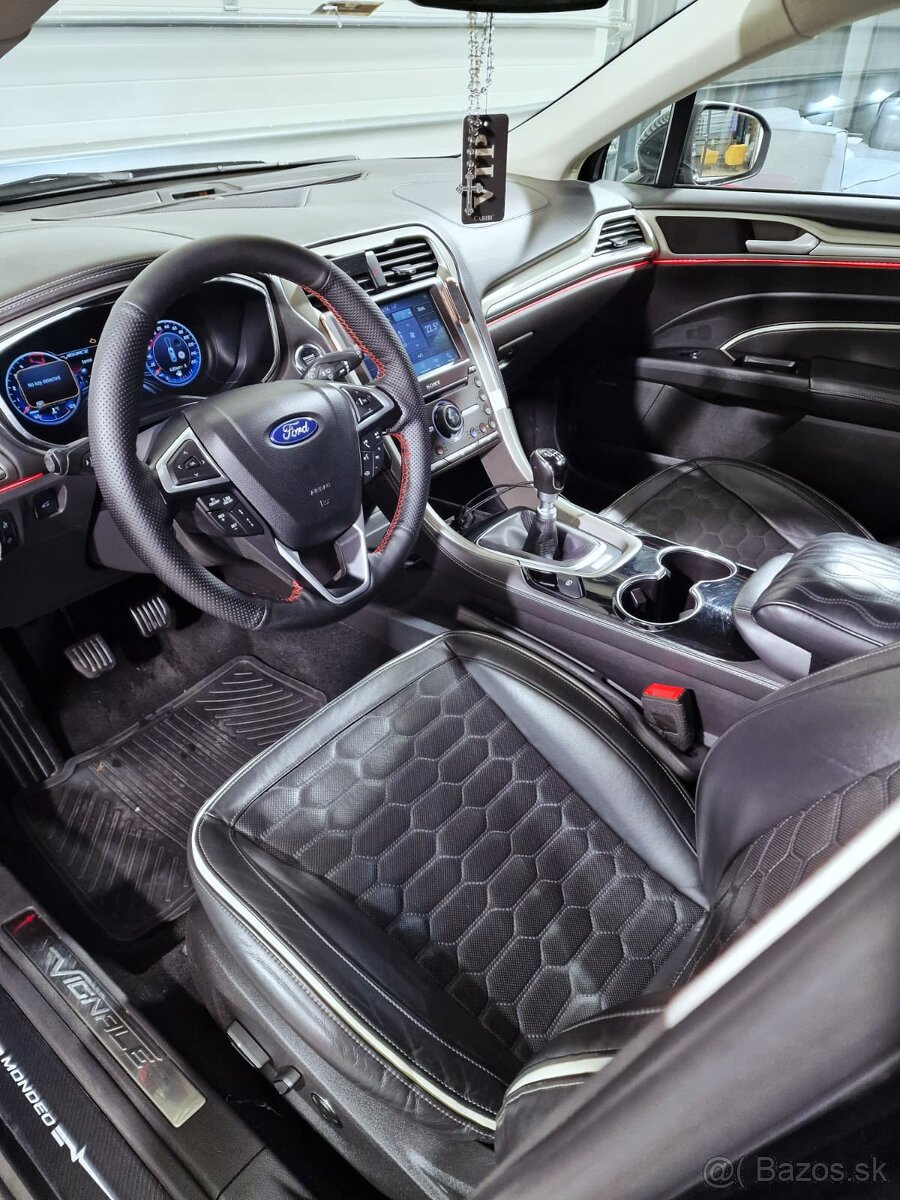 Ford Mondeo 2017 Full - 13