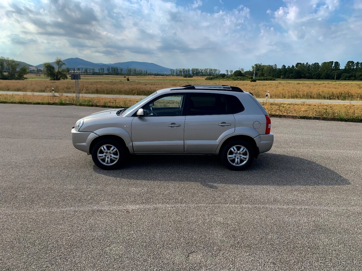Hyundai Tucson 4x4 BEZ HRDZE - 13