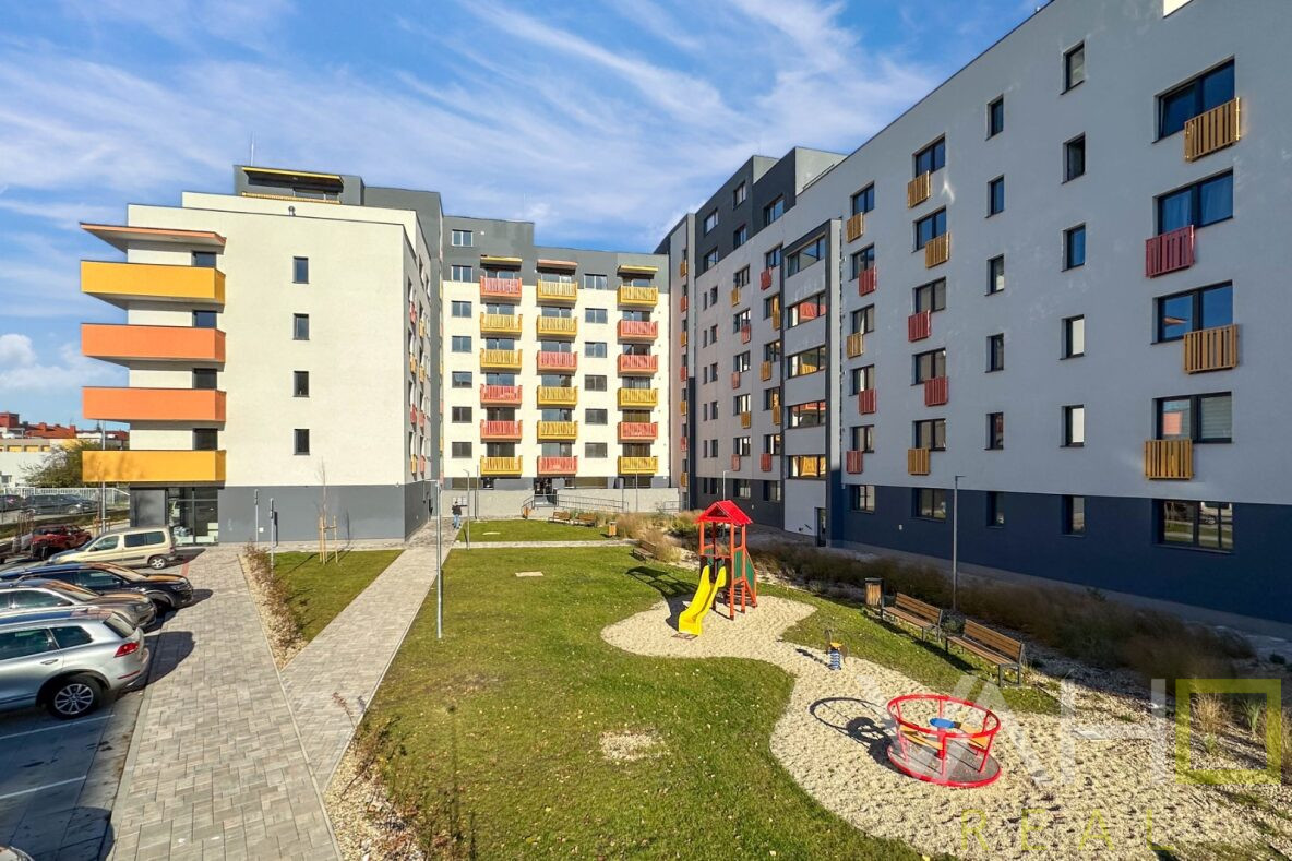 Dizajnový plne zariadený 1izb. byt s parkovaním Mikovíniho, - 13