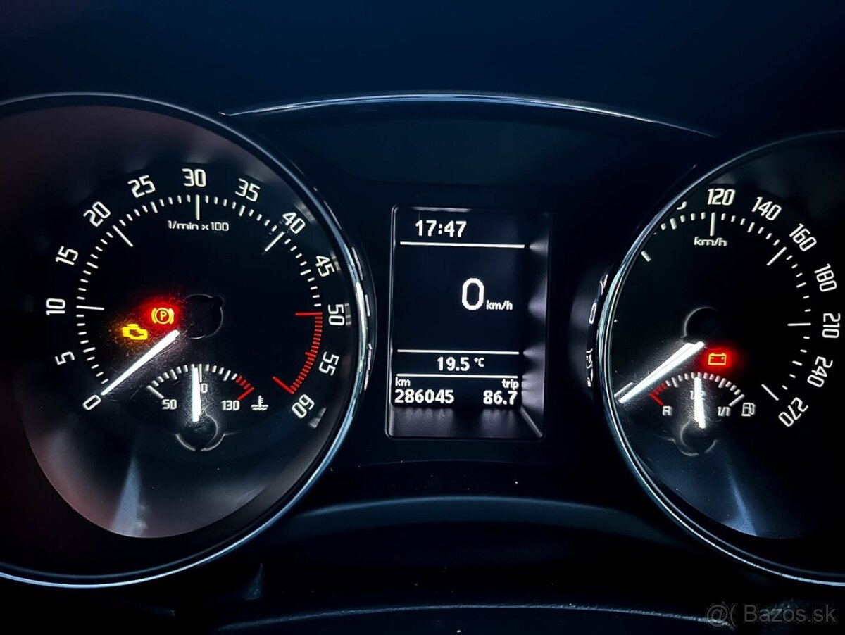 Škoda Superb 1.6 TDI CR DPF Ambition - 13