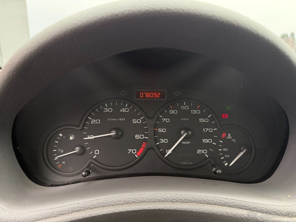 Peugeot 206 1.1 XR Présence - 13