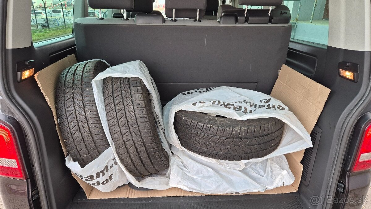 Volkswagen Multivan 2.0 TDI 140k Startline DSG - 13