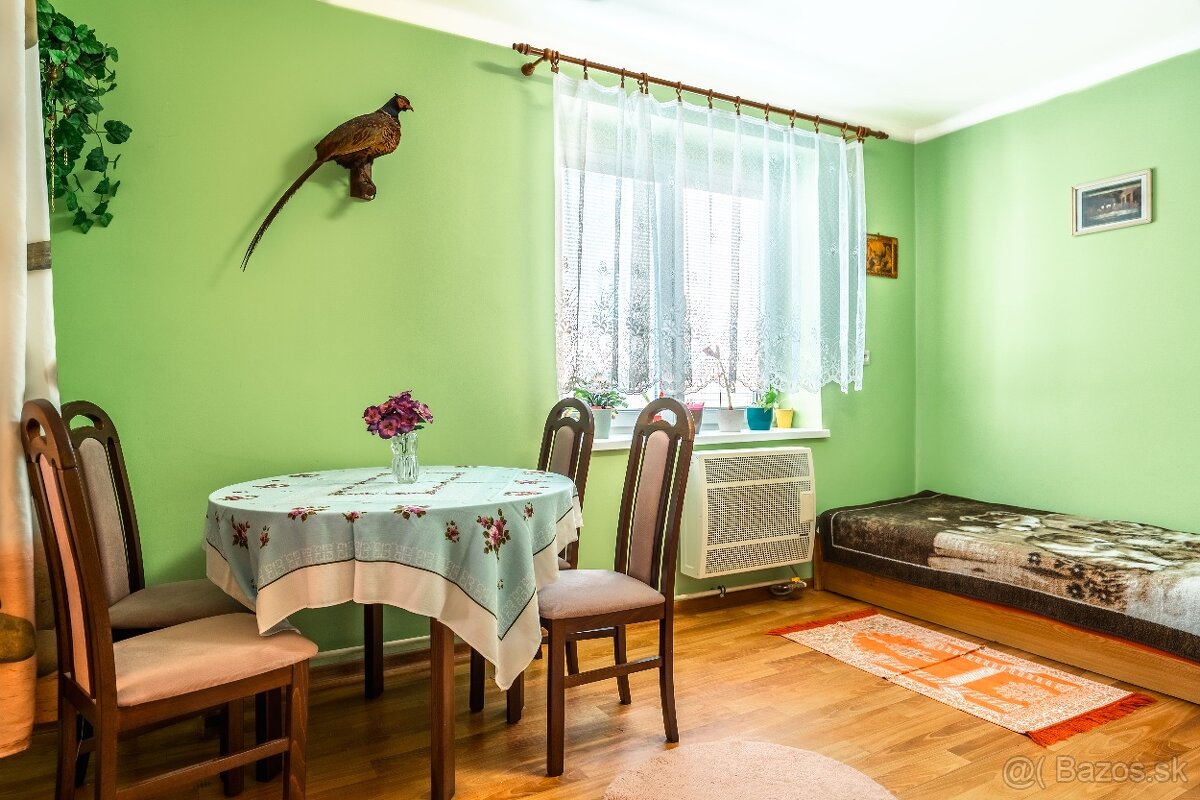 2 izbový byt-tehla(52,5m2)-pôvodný st., ul.Gen. Štefánika-KK - 13