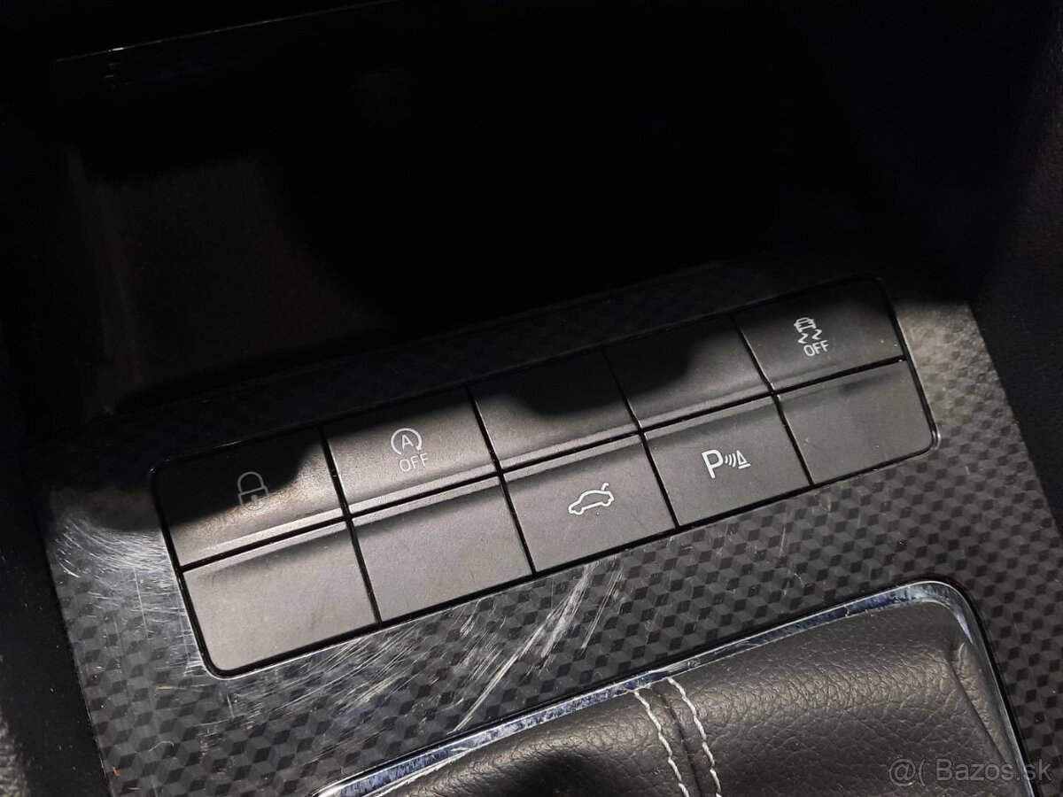 Škoda Octavia Combi 2.0 TDI RS - 13