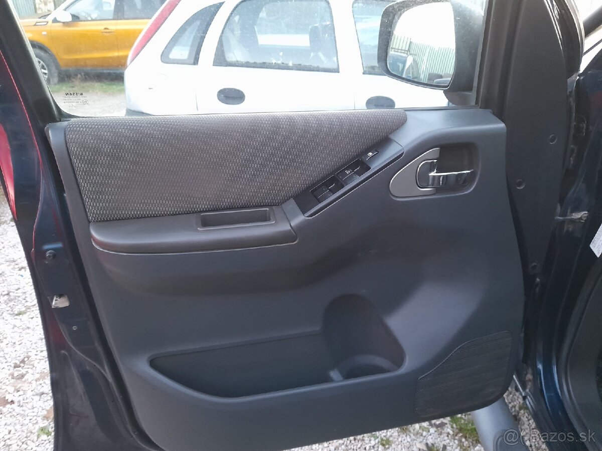 Nissan navara D 40,dci 2.5 - 13