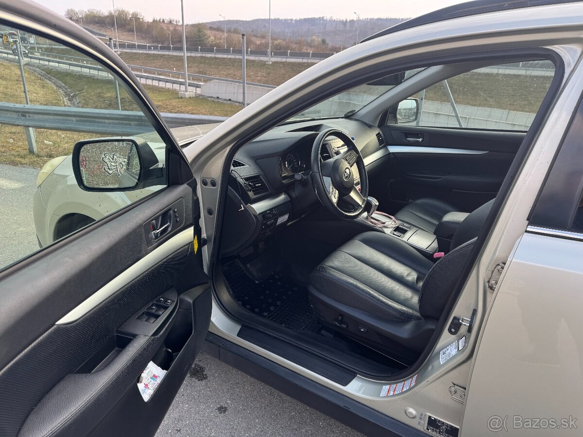 Subaru Outback Legacy 2.5i (r.v.2010) - 13