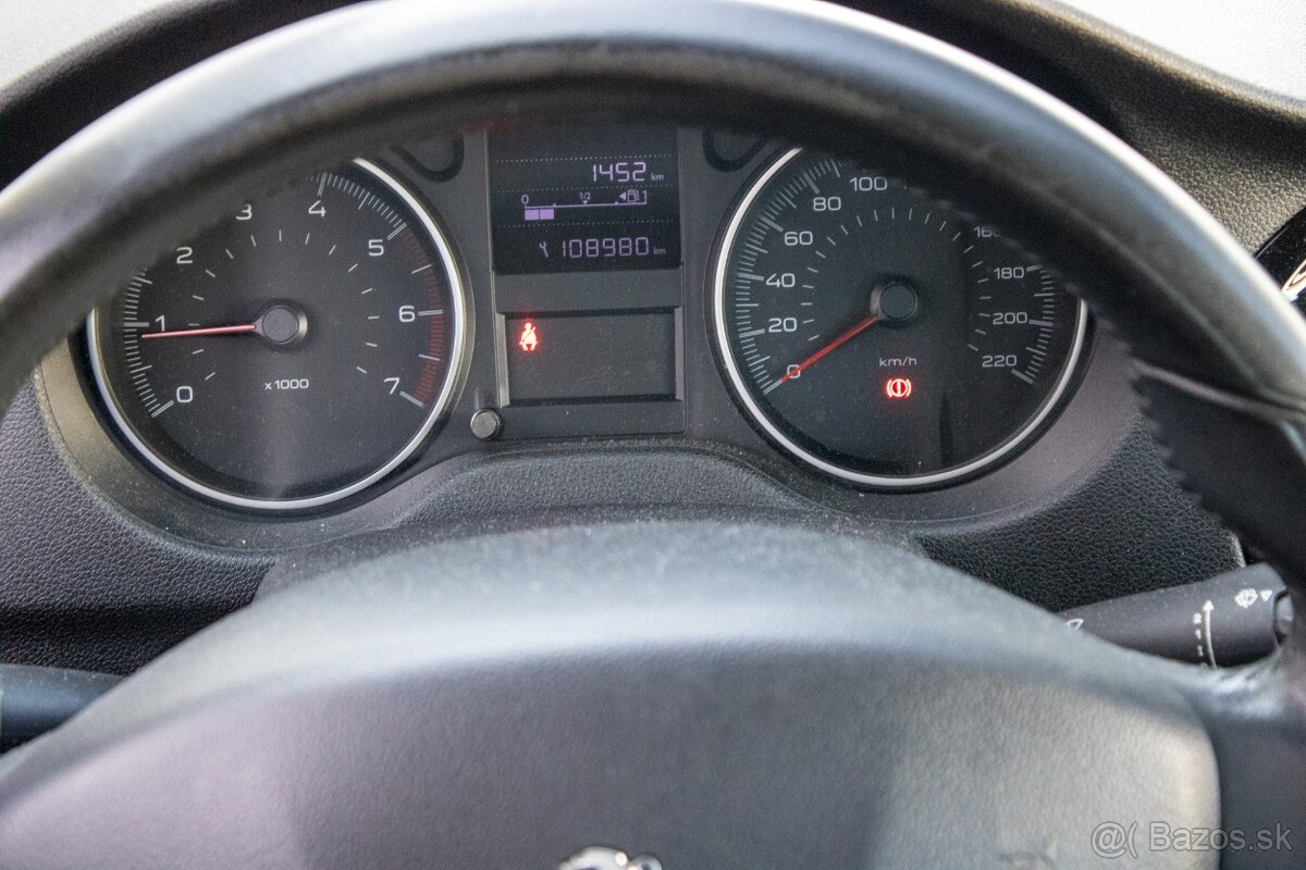 Peugeot 301 1.2 PureTech Active - 13