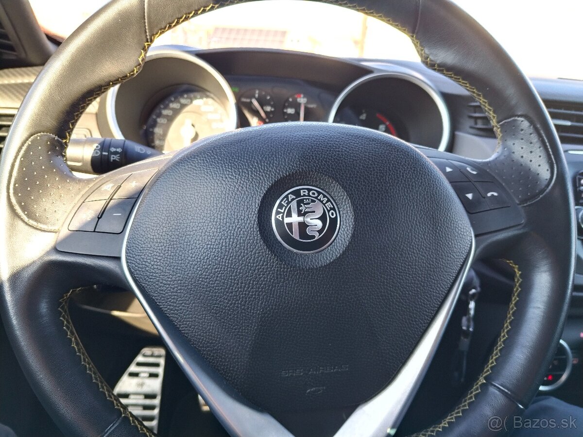 Alfa Romeo Giulietta 1.6 Multijet, 88 kw, M6, 2020 - 13