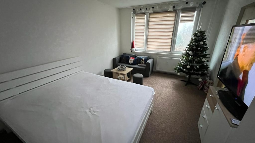 Ponúkam na prenájom 1 izbový byt Brezno - 13