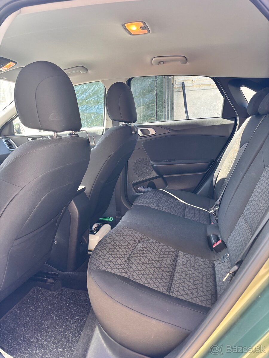 Kia Ceed 1.5 T-GDI Silver pack - 13