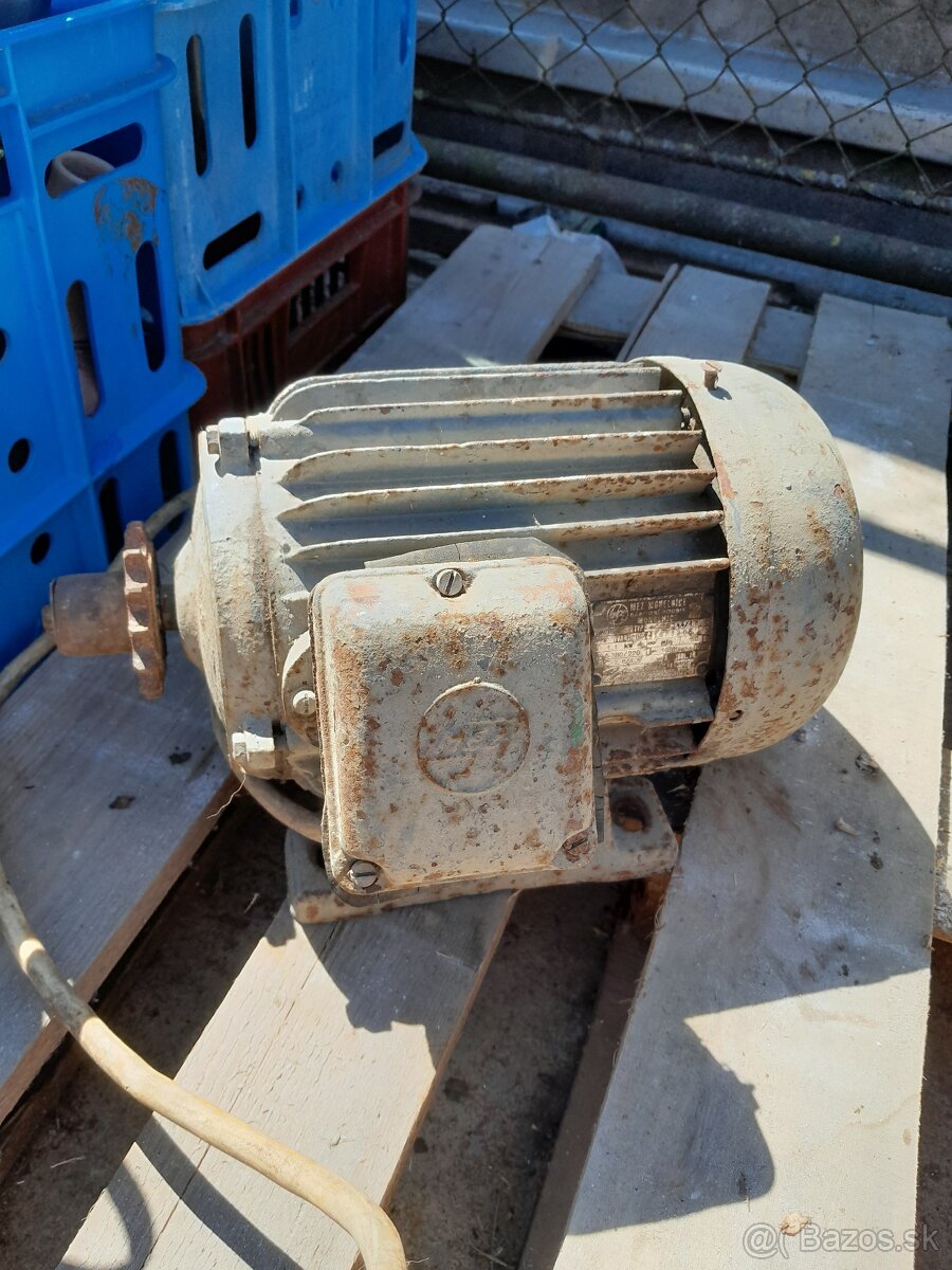 Predám rôzne motory - 13